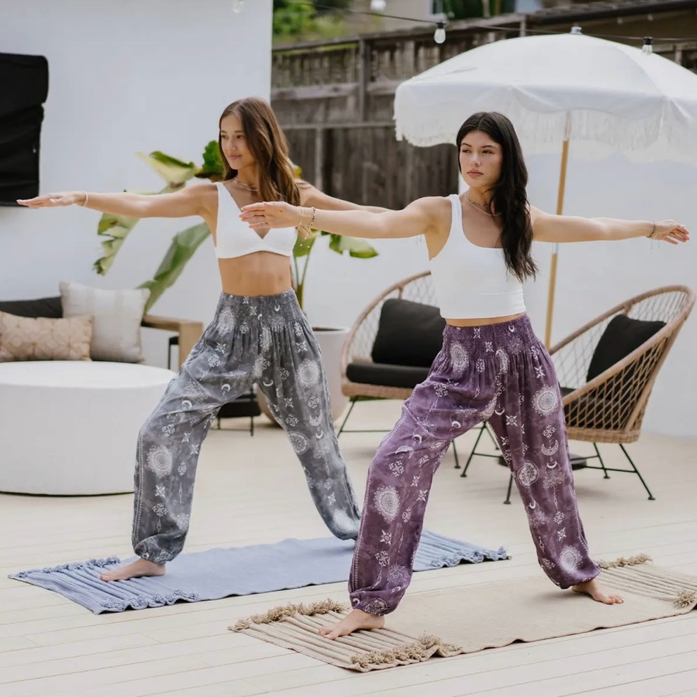 Women's Purple and Gray Patterned Pants